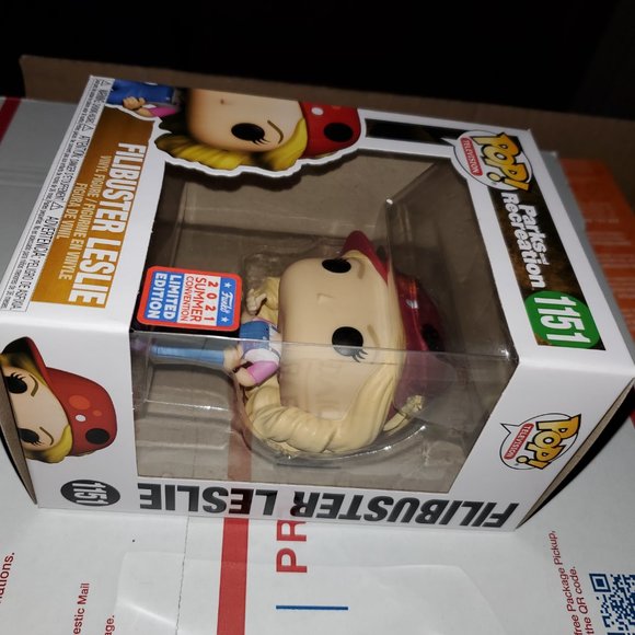 Funko Pop Television! Parks and Recreation Filibuster Leslie Knope #1151 (New) - Picture 2 of 4